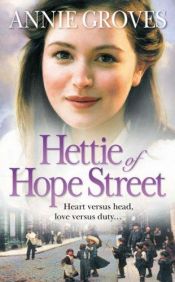 book cover of Hettie of Hope Street by Caroline Courtney
