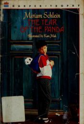 book cover of The year of the panda by Miriam Schlein