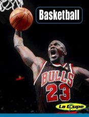 book cover of Basketball: Basketball Level 2 (La Loupe) by Gwen Berwick