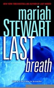 book cover of Last Breath by Mariah Stewart