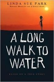book cover of A Long Walk to Water by 린다 수 박