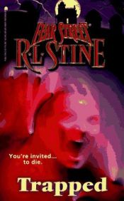 book cover of Trapped (Fear Street, No. 51) by R.L. Stine