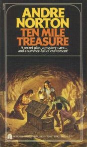 book cover of Ten Mile Treasure (Archway Paperback) by Αντρέ Νόρτον