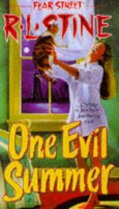 book cover of One Evil Summer (Fear Street Series #26) by Роберт Лоуренс Стайн