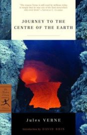 book cover of Journey to the centre of the earth by جول فيرن