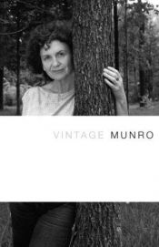 book cover of Vintage Munro by อลิซ มุนโร