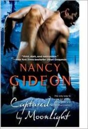 book cover of Captured by Moonlight by Nancy Gideon