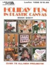 book cover of Holiday Fun in Plastic Canvas by Leisure Arts