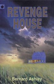 book cover of Revenge House (Orchard Black Apple S.) by Bernard Ashley